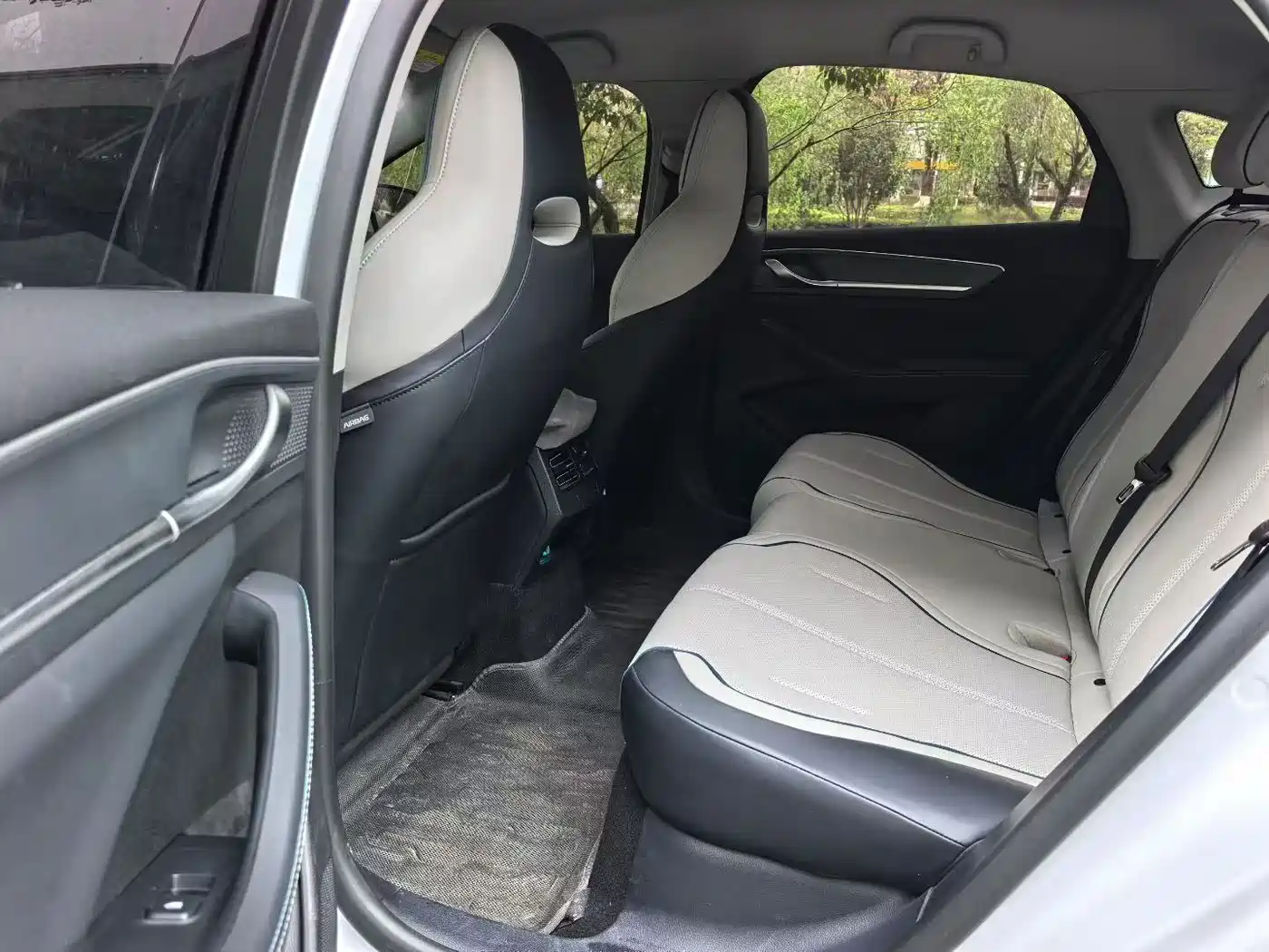 BYD Destroyer 05 2024 Glory Edition DM-i 120KM Luxury фото 7