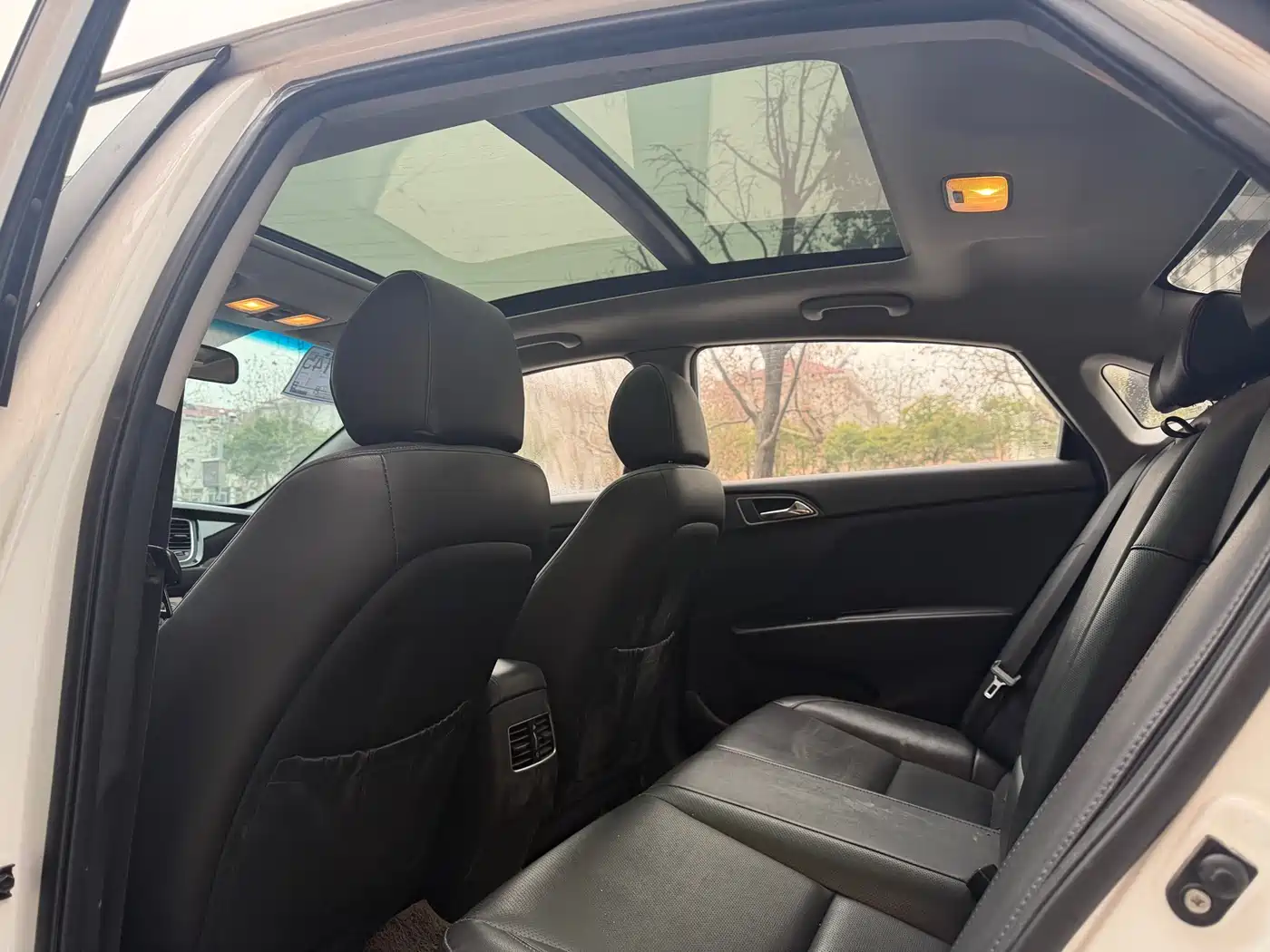 Hyundai Mistra 2014 1.8L Auto Premium DLX фото 8