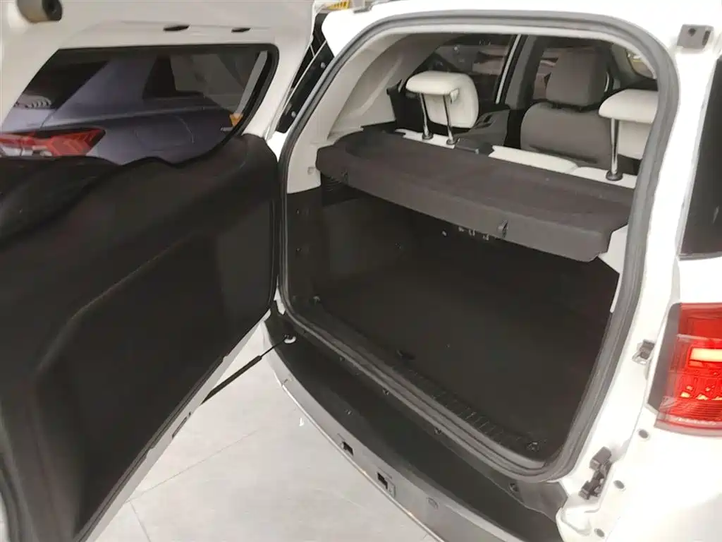 BYD Yuan Pro 2021 401KM Luxury Model фото 19