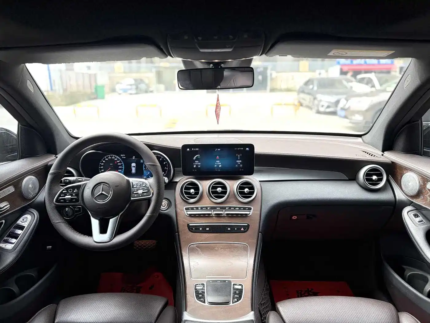 Mercedes-Benz GLC 2020 GLC 300 L 4MATIC Dynamic фото 6
