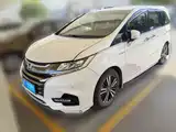 Фото 1 - Honda Odyssey