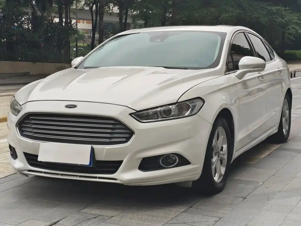 Фото 1 - Ford Mondeo