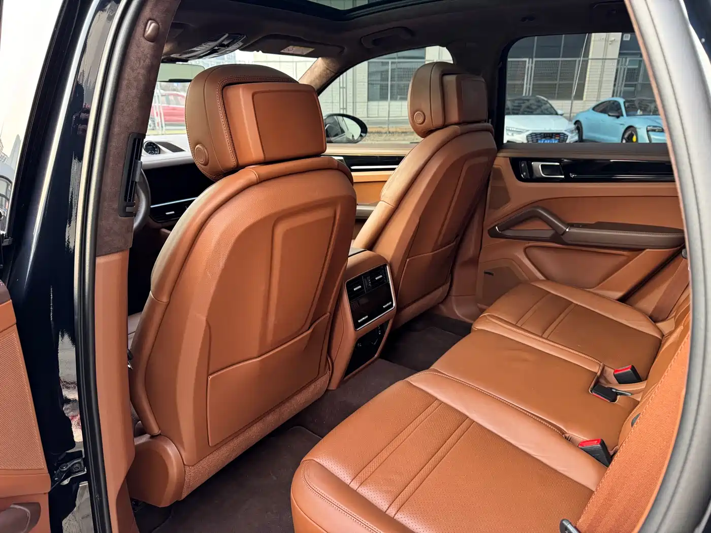 Porsche Cayenne 2023 Cayenne 3.0T Platinum Edition фото 6
