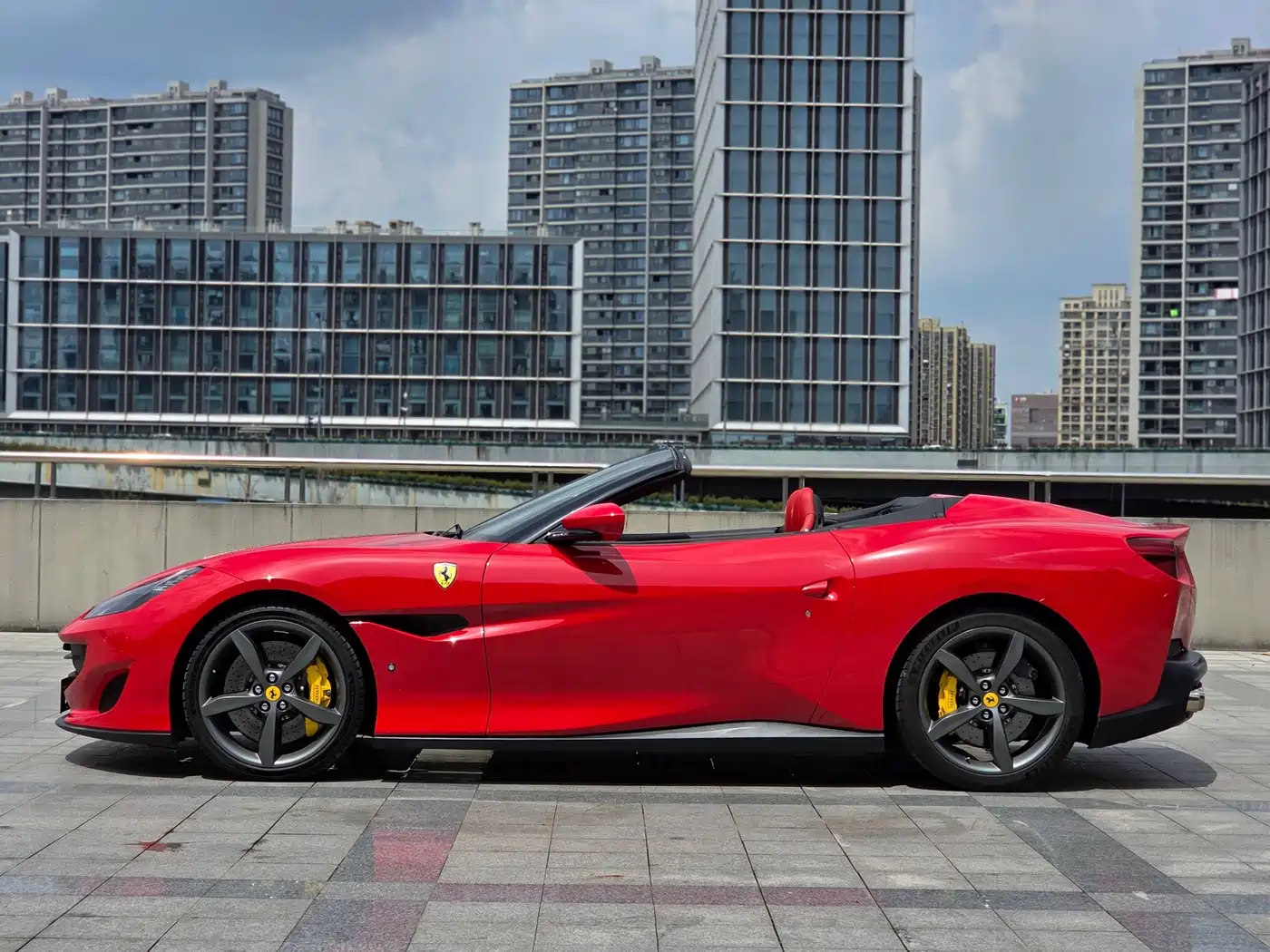 FERRARI PORTOFINO