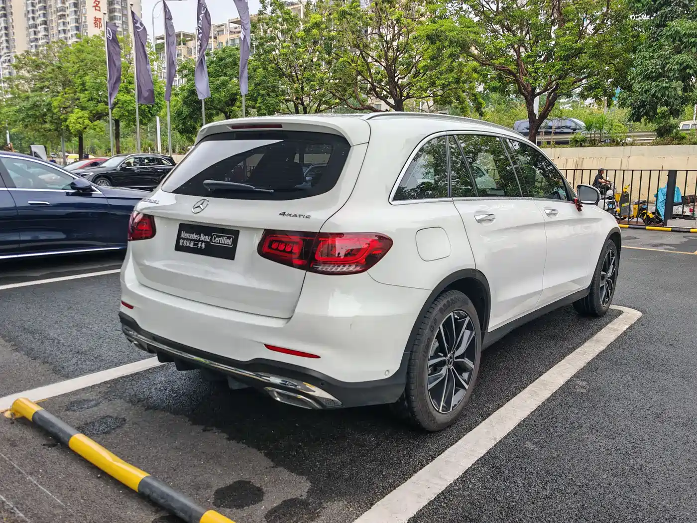 Mercedes-Benz GLC 2021 GLC 260 L 4MATIC Luxury фото 5