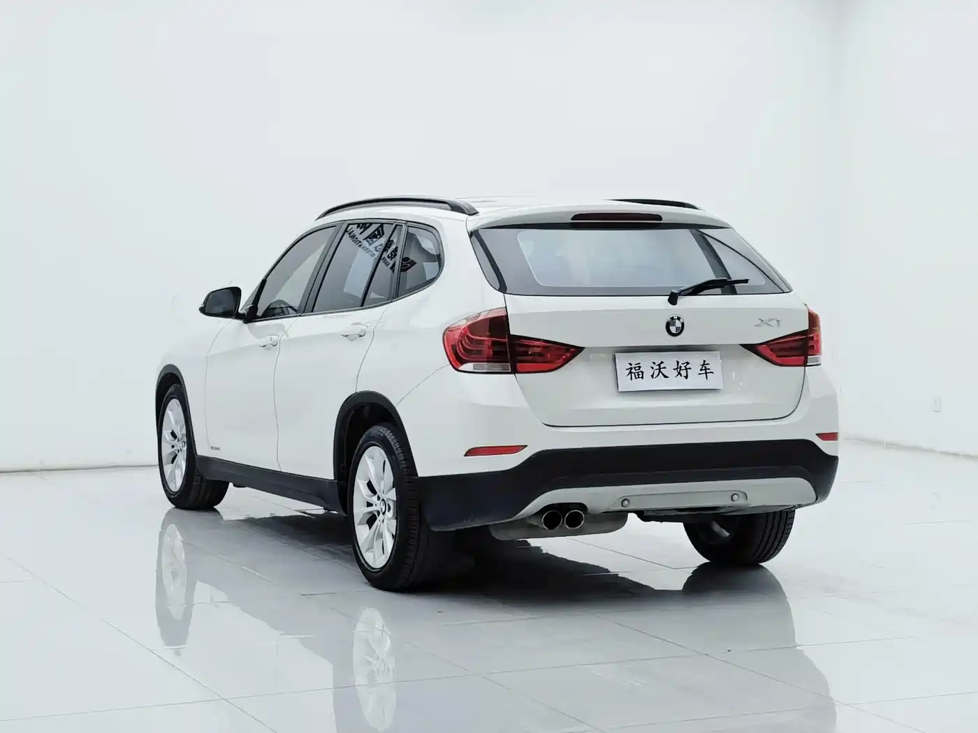 BMW X1 2014 sDrive18i Fashion Edition фото 28