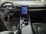 Photo 5 - Hyundai Custo