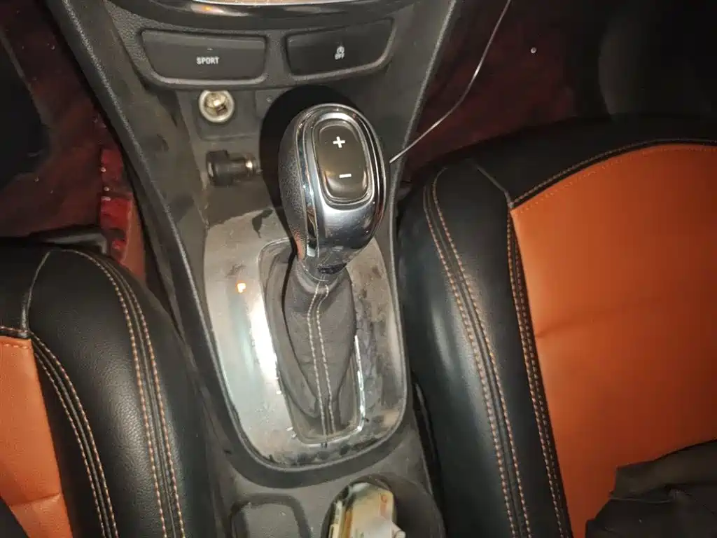 Buick Encore 2015 1.4T Automatic 2WD Urban Elite фото 10
