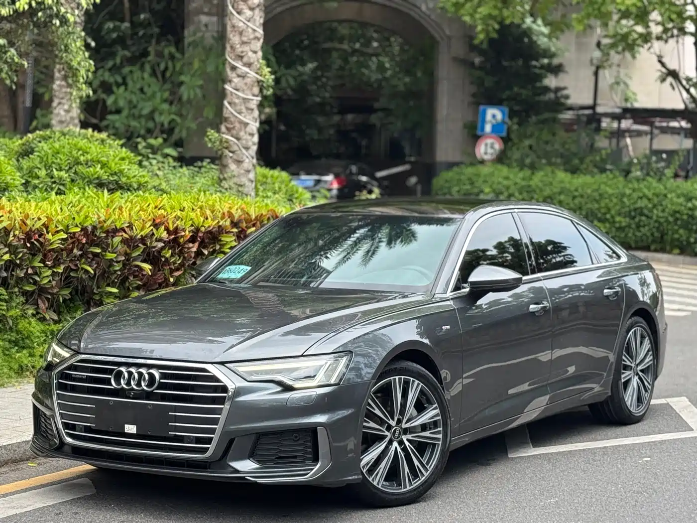 Audi A6L 2022 45 TFSI Premium Dynamic