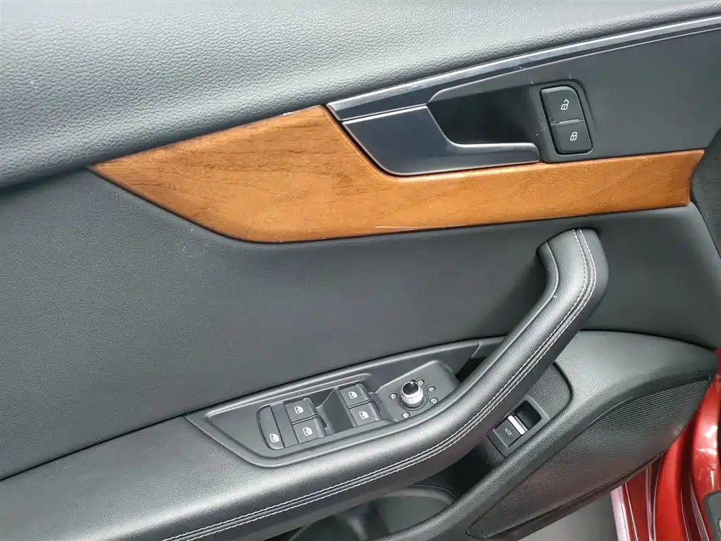 Audi A4L 2020 40 TFSI Luxury Elegance фото 20