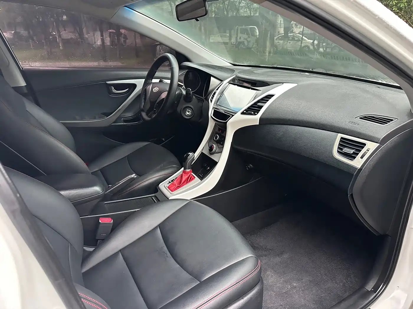 Hyundai Langdong 2015 1.6L Auto Trend фото 16