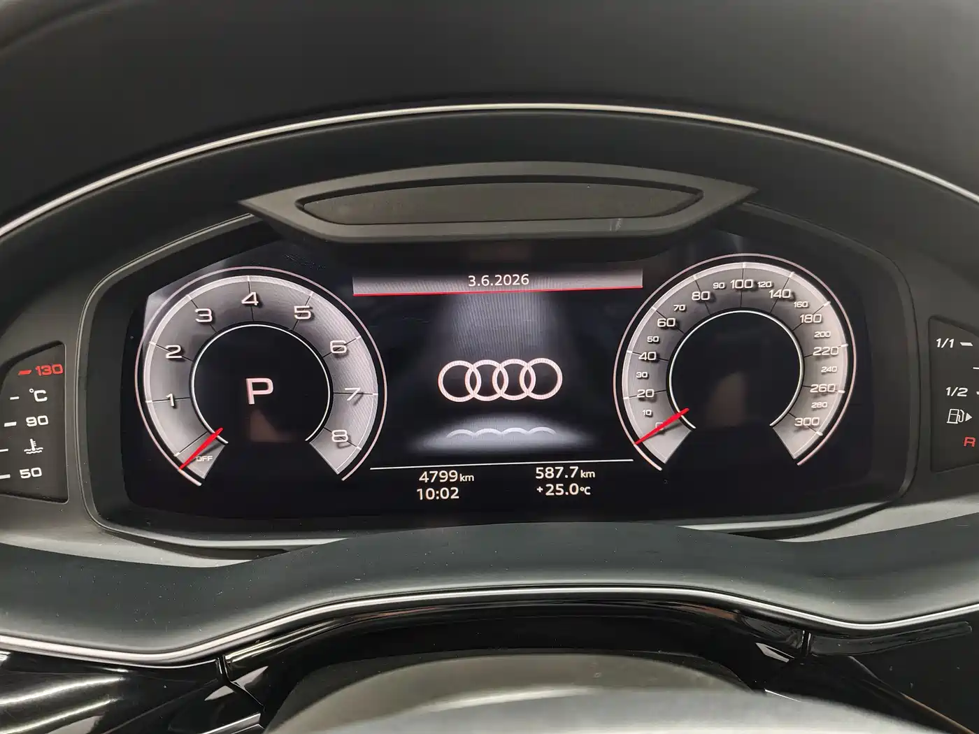Audi Q8 2025 2024 55 TFSI Luxury Sport