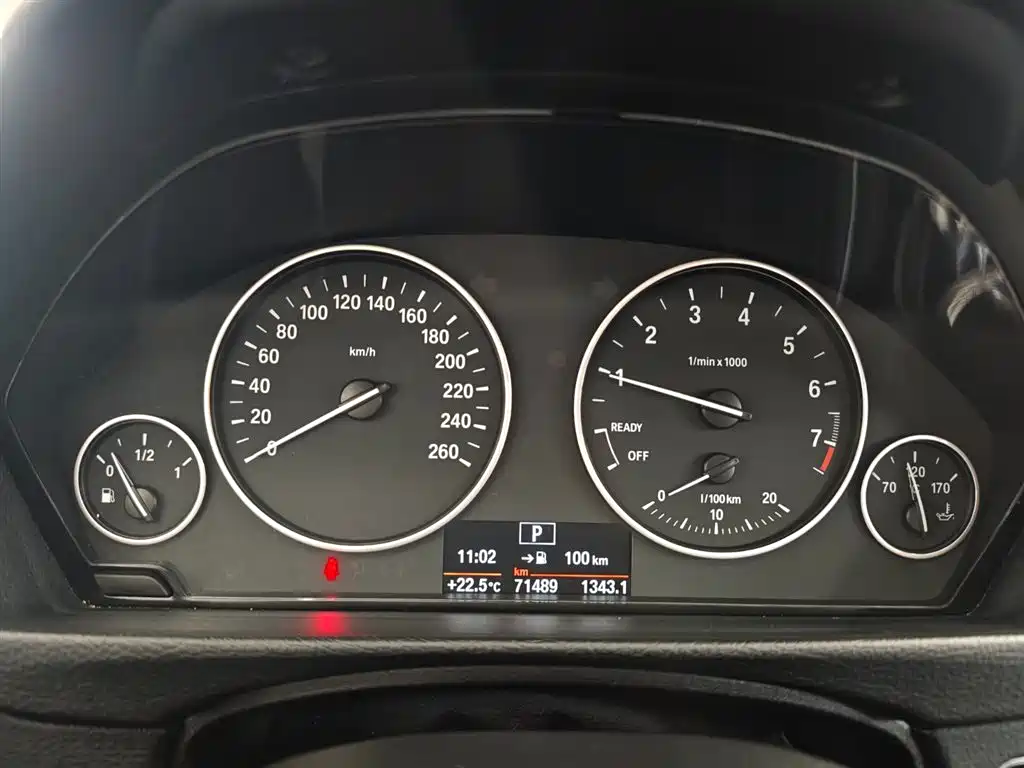 BMW 3 Series 2017 320Li Fashion фото 24