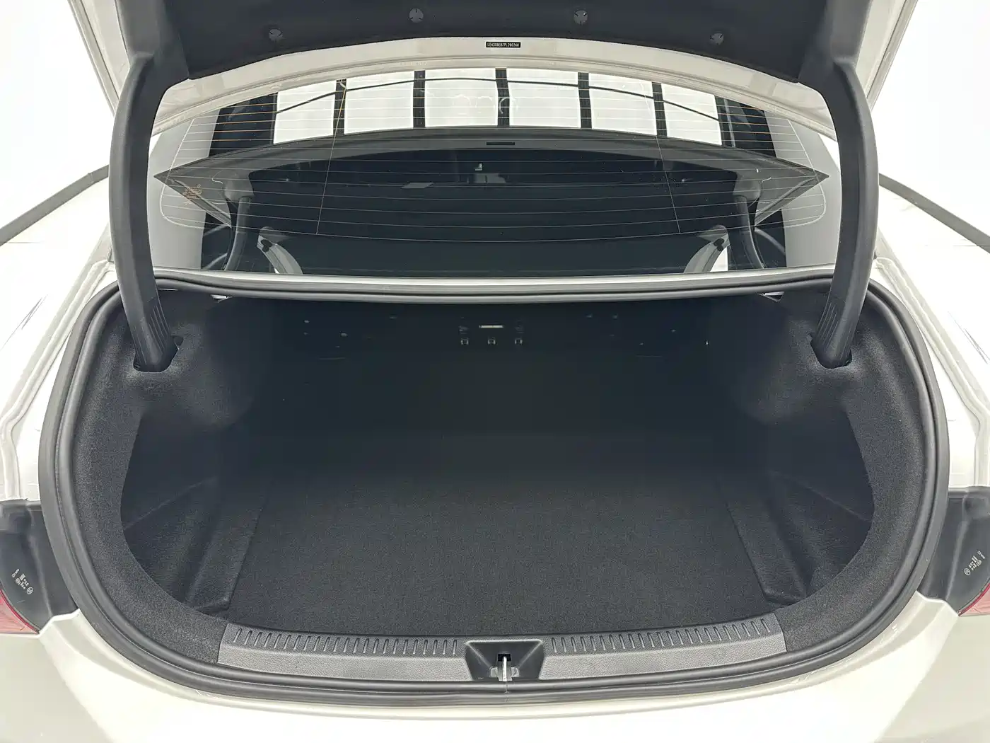 Mercedes-Benz A-Class 2023 A 180 L фото 17