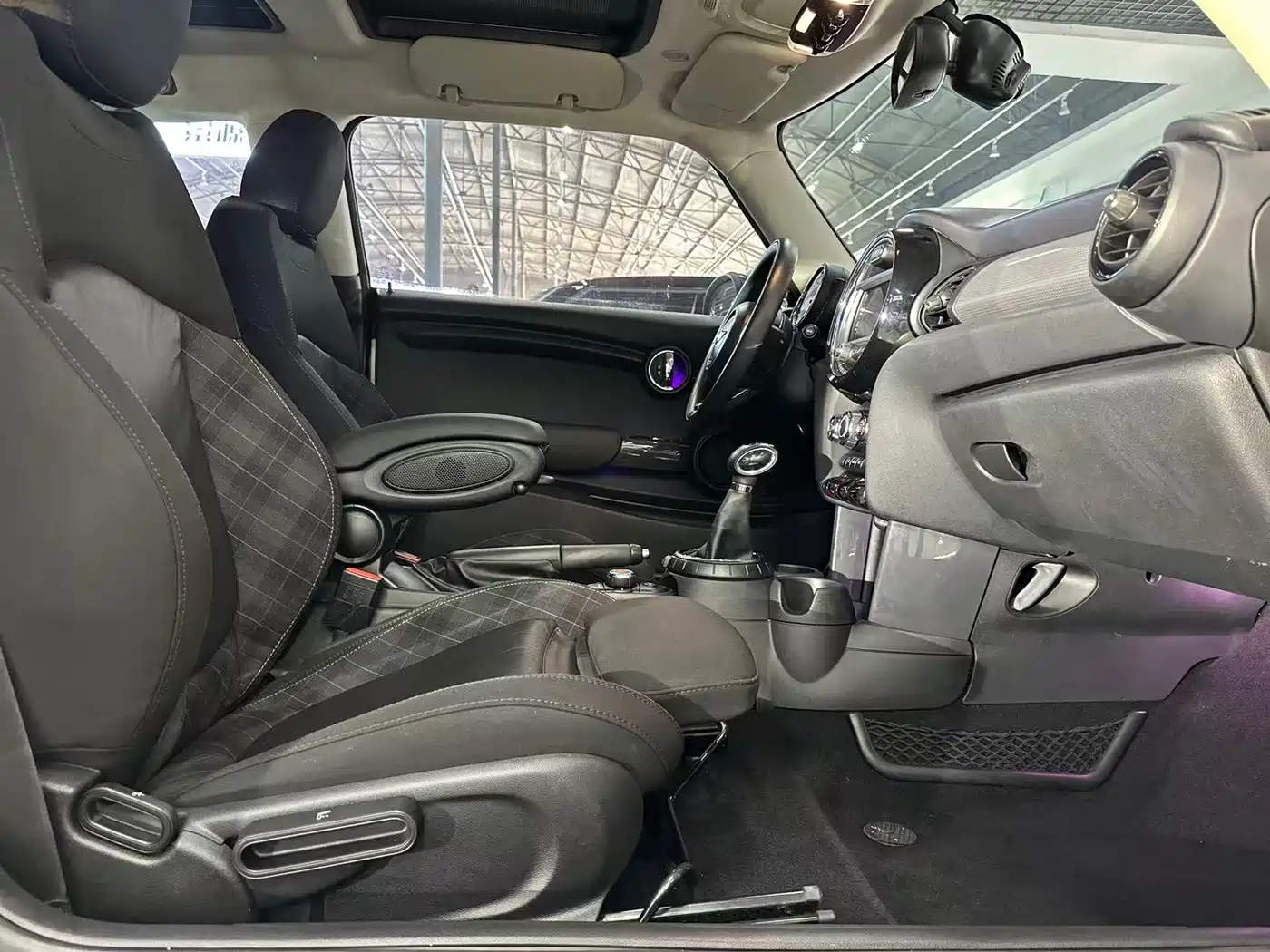 MINI 2016 1.5T COOPER фото 12
