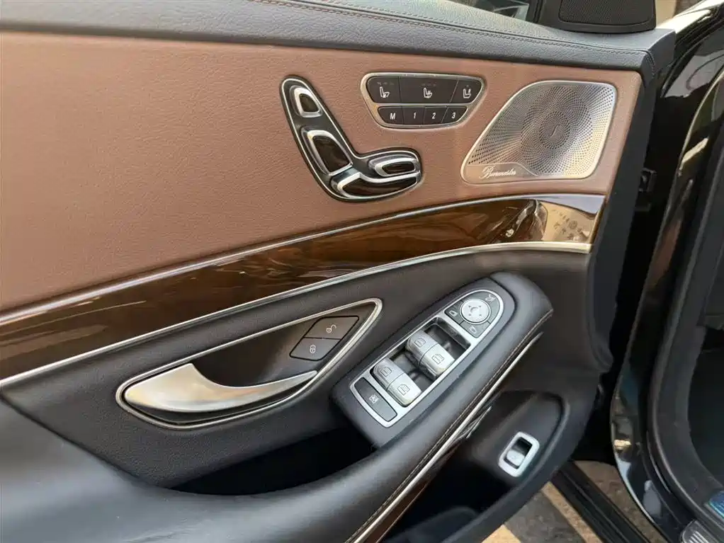 Mercedes-Benz Maybach S-Class 2015 S 500 4MATIC фото 4