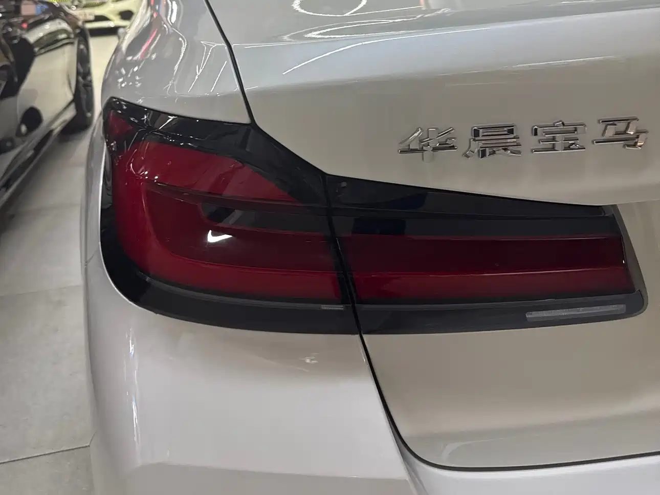 BMW 5 Series 2022 Facelift II 530Li Premium Package M Sport фото 11