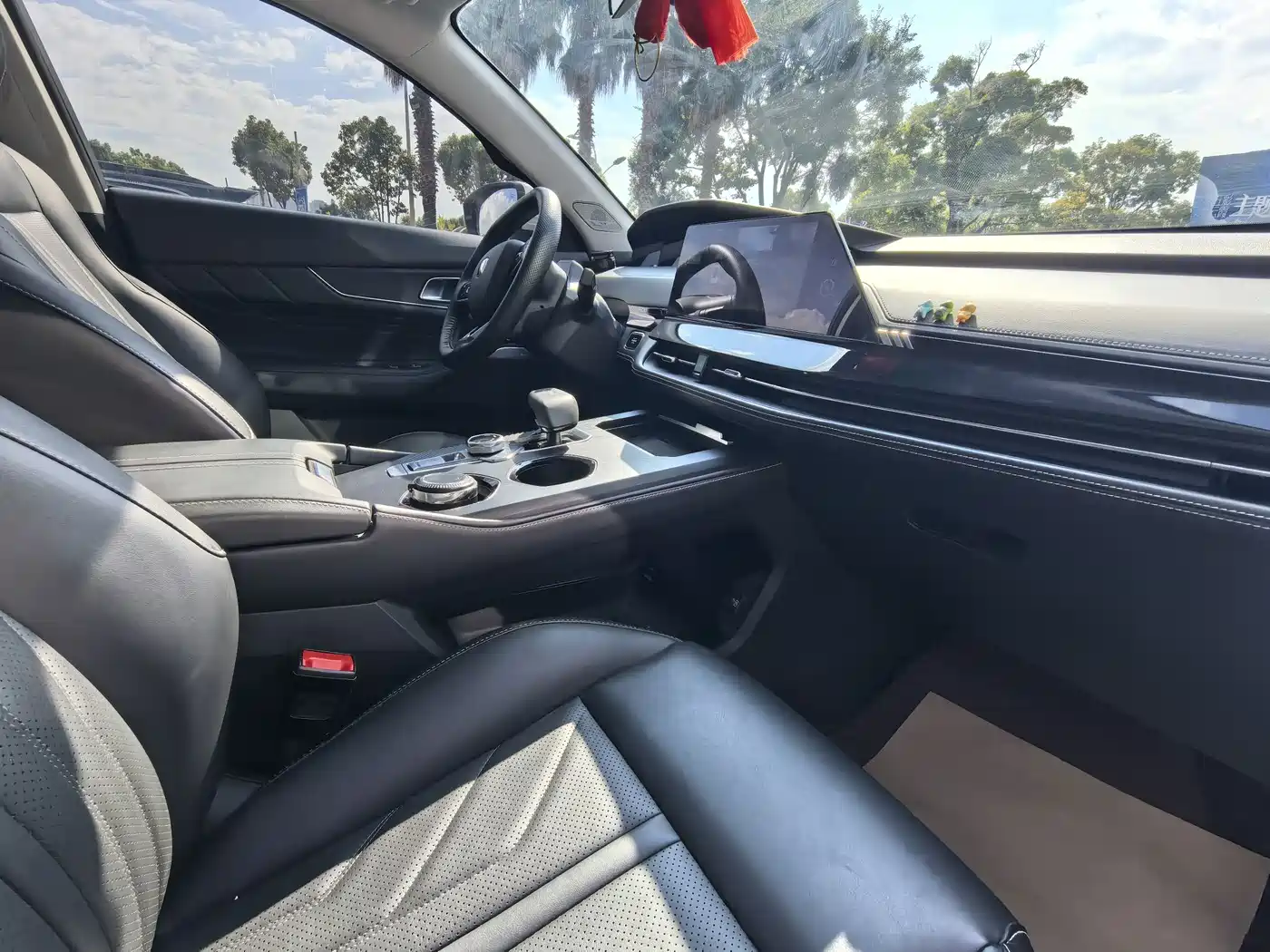 Changan UNI-K 2023 2023 2.0T 2WD Delight Edition