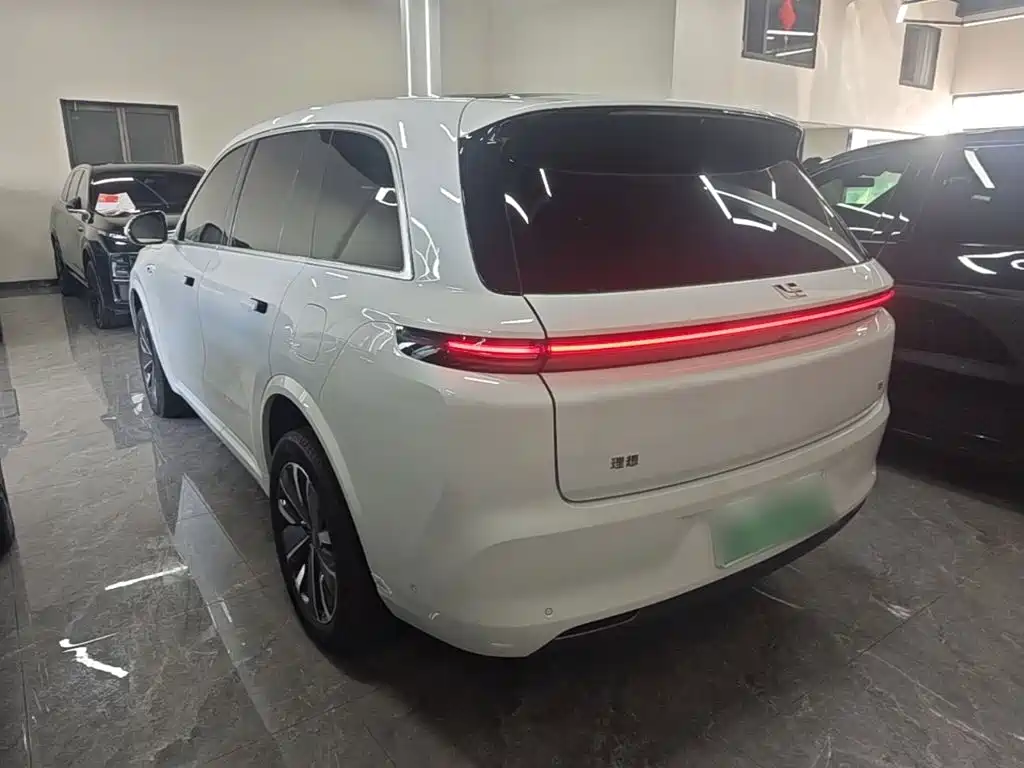 2026 Li Auto L8