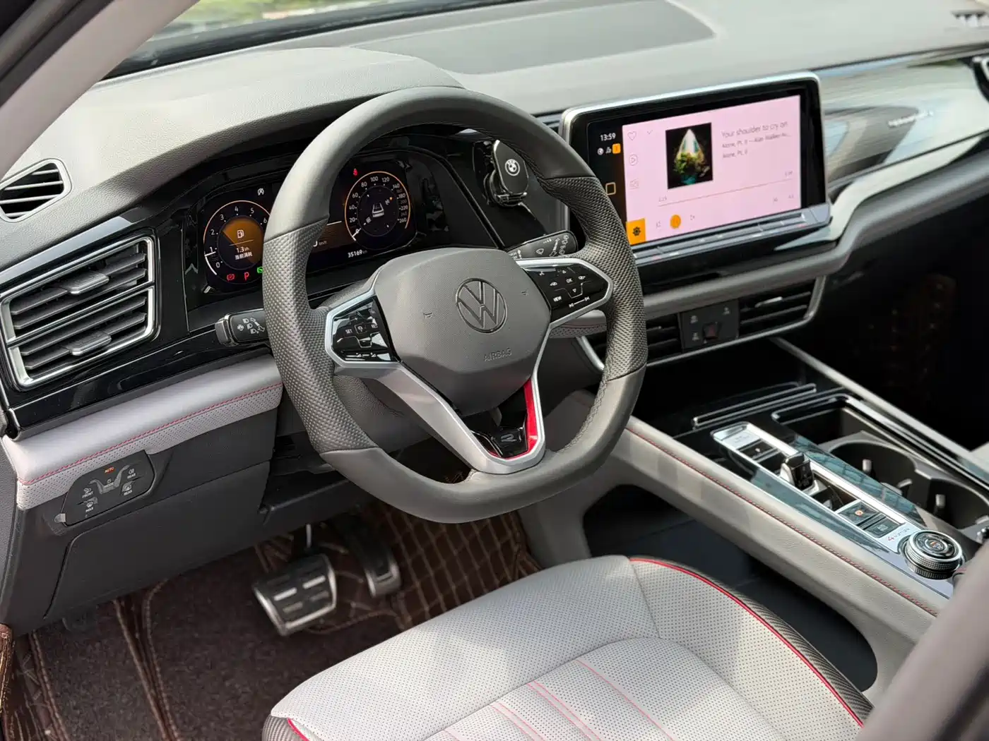 Volkswagen Teramont 2024 Teramont X 380TSI 4WD Premium Luxury Edition фото 5