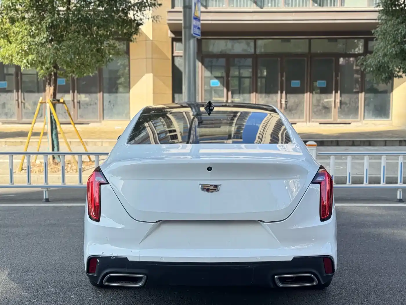 CADILLAC CT4