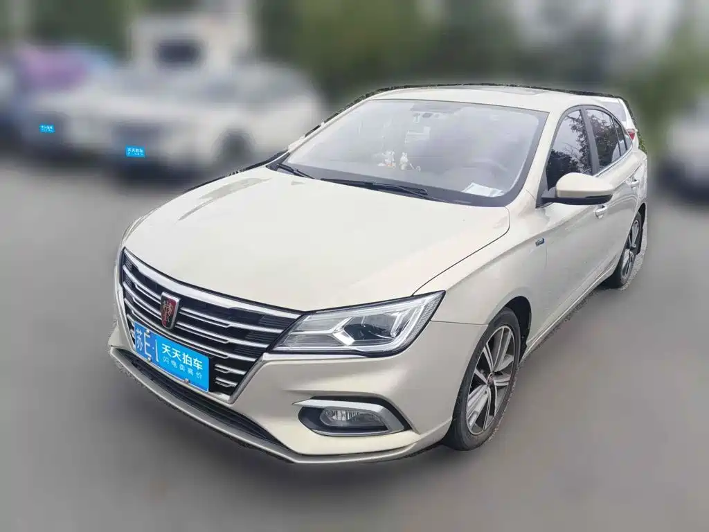 Фото 1 - Roewe i5