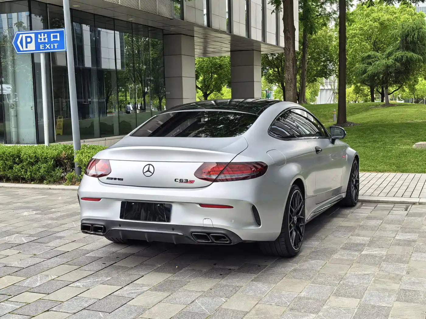 Mercedes-Benz C-Class AMG 2016 AMG C 63 S Coupe фото 32