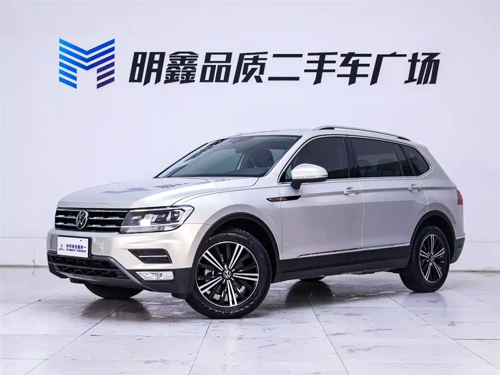 Volkswagen Tiguan L 2020 330TSI Auto 2WD Panorama Comfort China VI фото 2