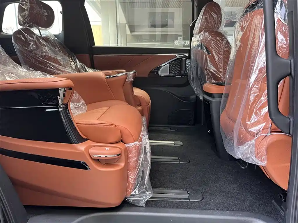 GAC Trumpchi Trumpchi E9 2025 Model E9 Super Fast Charging Premium фото 7