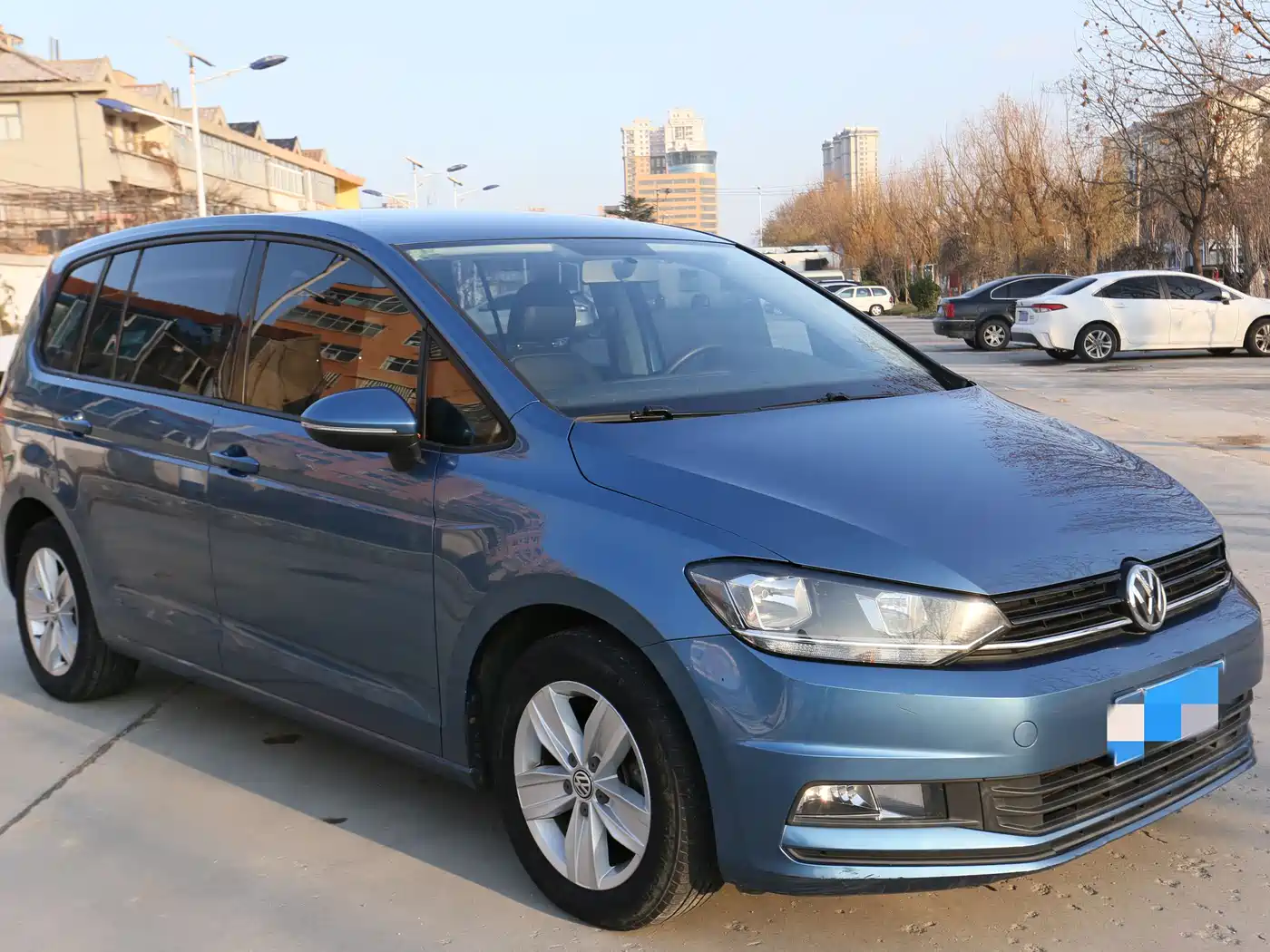 Volkswagen Touran 2018 Touran L 280TSI DSG Trendline 7-seater China V фото 3