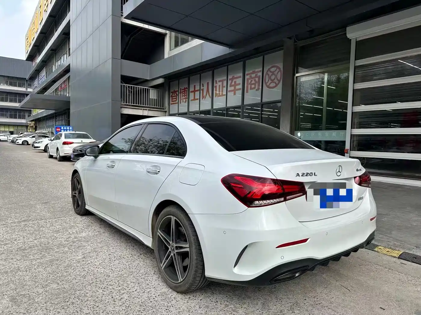 Mercedes-Benz A-Class 2020 Facelift A 220 L 4MATIC Sport Sedan фото 3