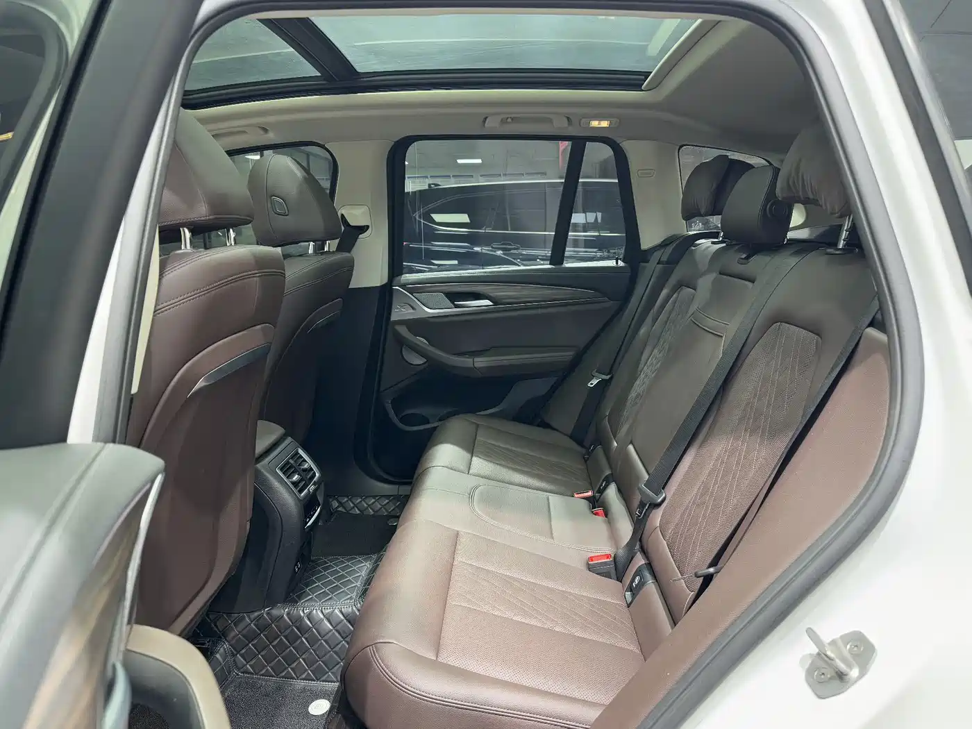 BMW X3 2022 xDrive30i Leading M Night Package фото 4