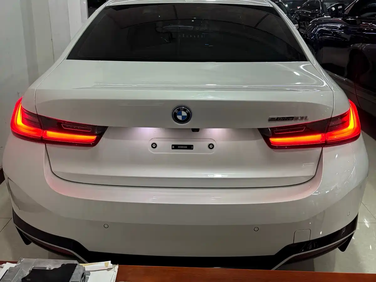 BMW i3 2024 eDrive 35 L фото 7