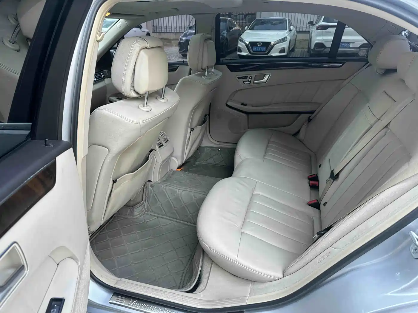 Mercedes-Benz E-Class 2014 E 260 L Luxury Class фото 7
