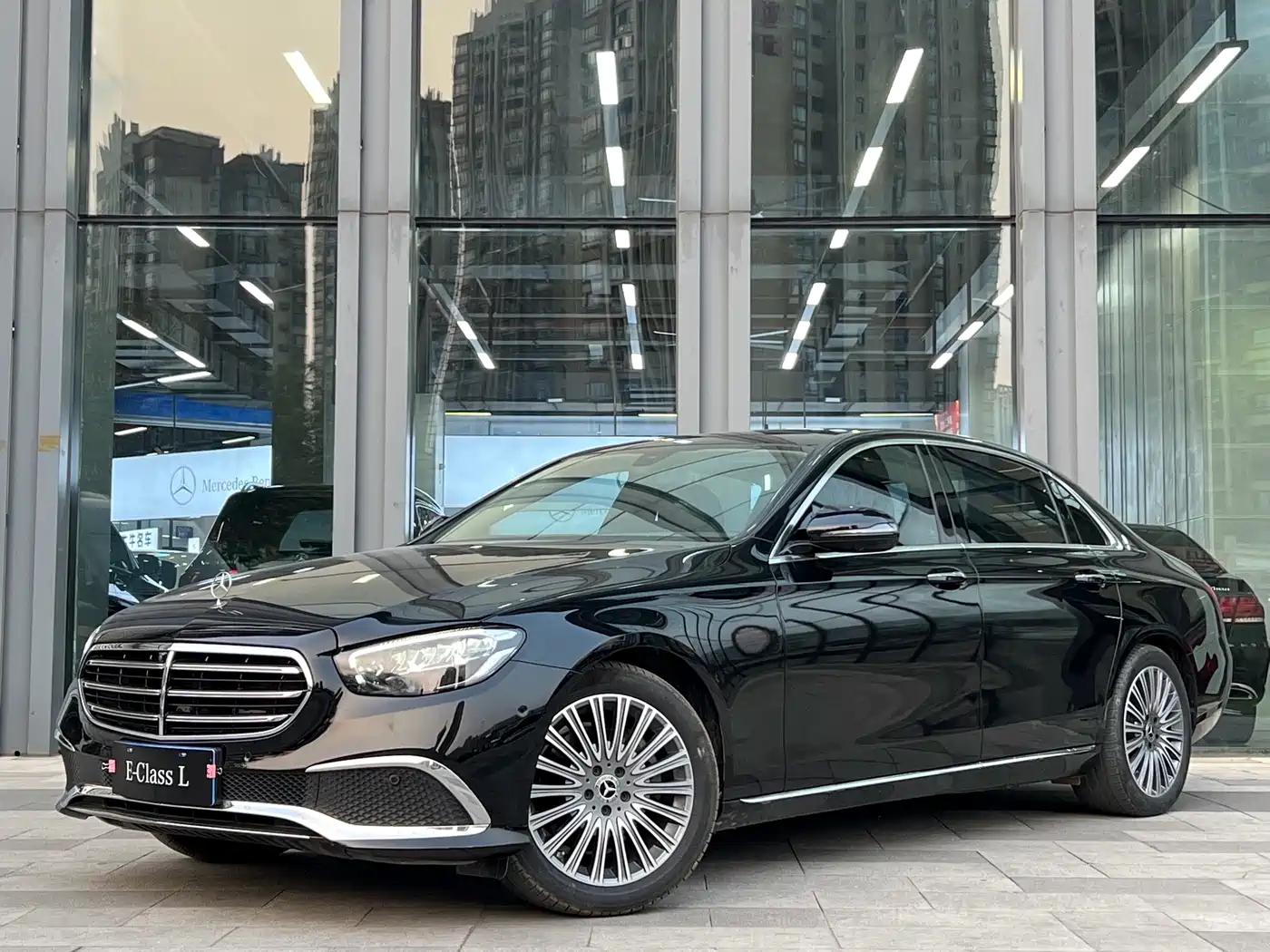 Mercedes-Benz E-Class 2022 E 300 L Luxury