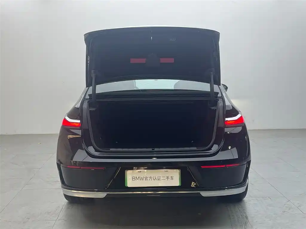 BMW i7 2023 eDrive50L Premium Luxury Package фото 6
