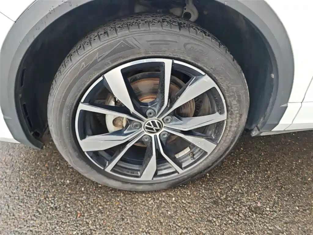 Volkswagen T-ROC 2023 300TSI DSG 2WD Dawn Edition фото 23