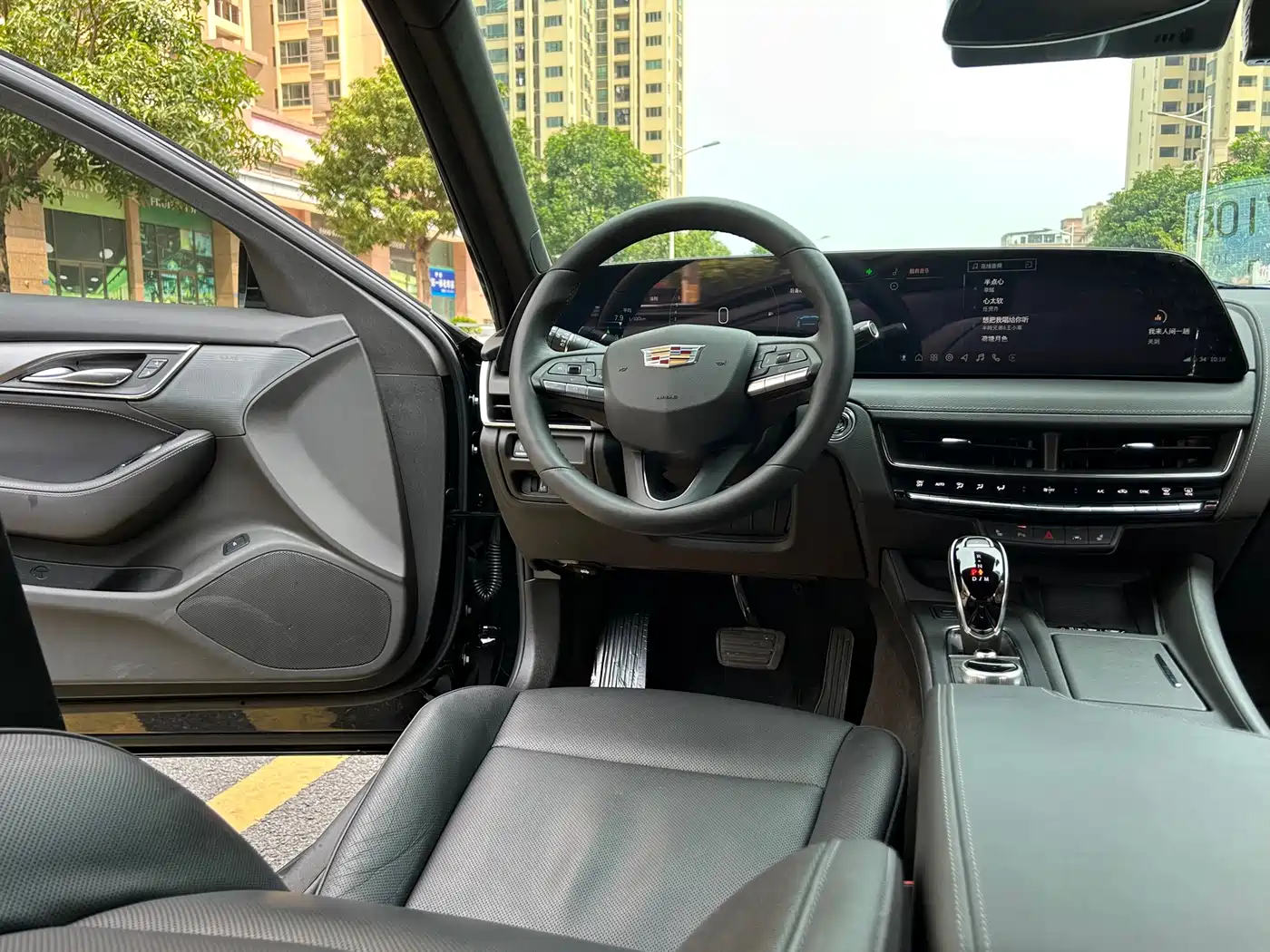 Cadillac CT5 2024 28T Luxury Model Pro фото 17
