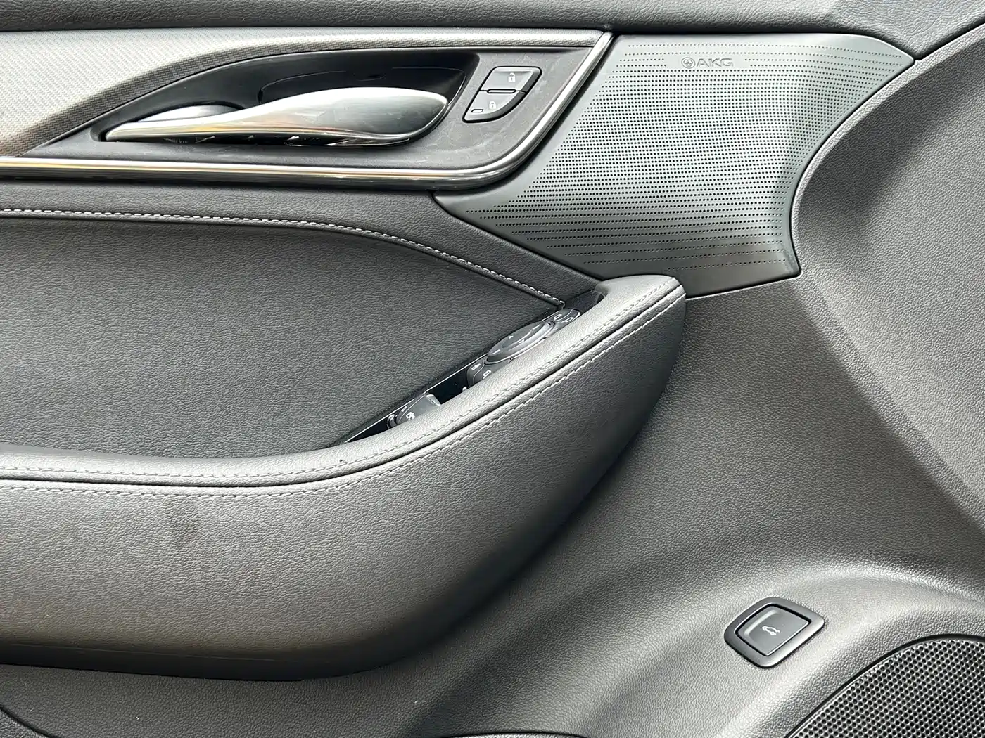 Cadillac CT5 2024 28T Luxury Model Pro фото 27