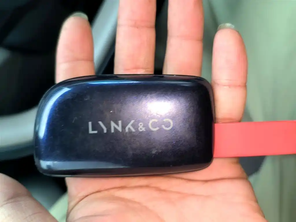 Lynk & Co Z10 2025 95kWh 766km RWD Max фото 12