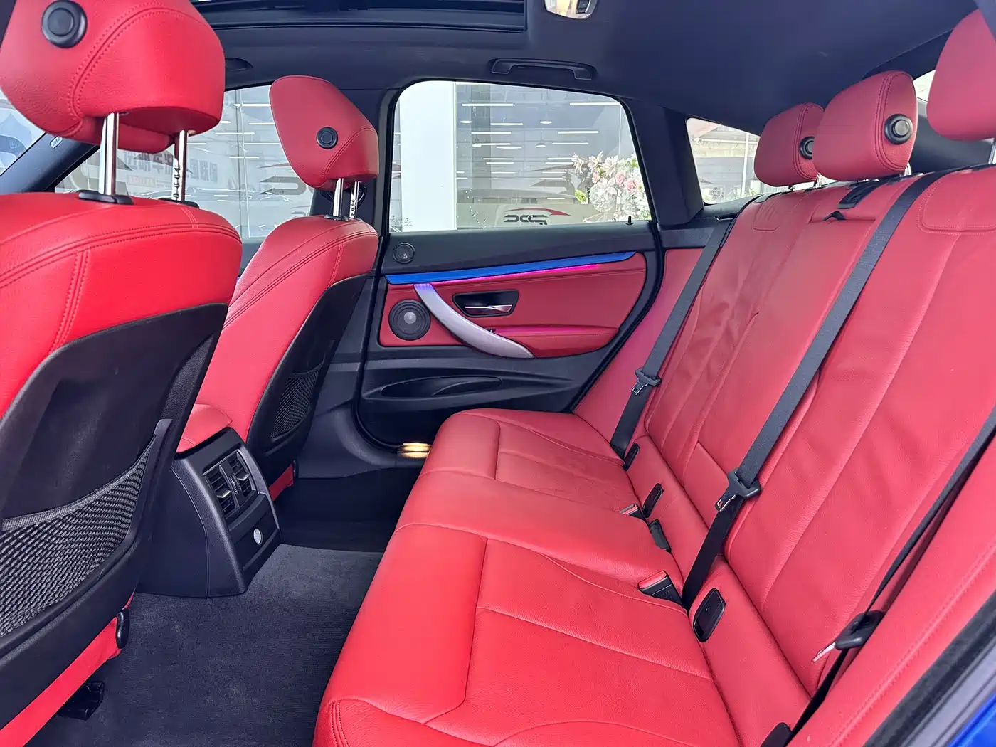 BMW 3 Series GT 2018 330i xDrive M Sport фото 13