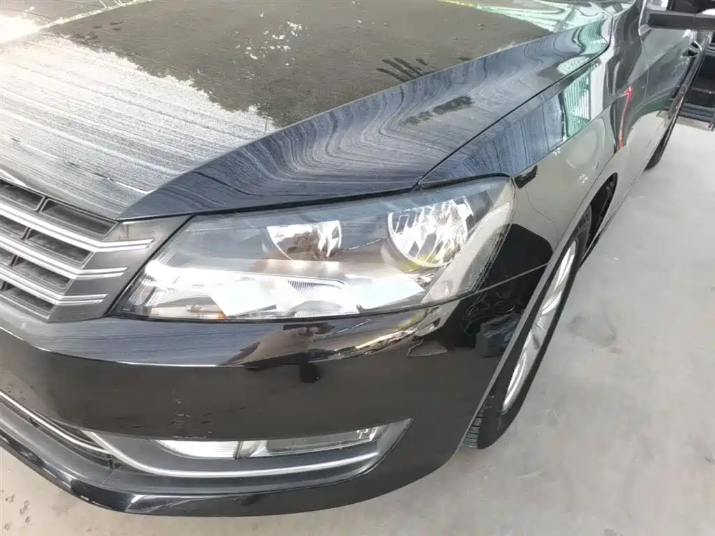 Volkswagen Passat 2014 1.8TSI DSG Luxury Edition фото 24