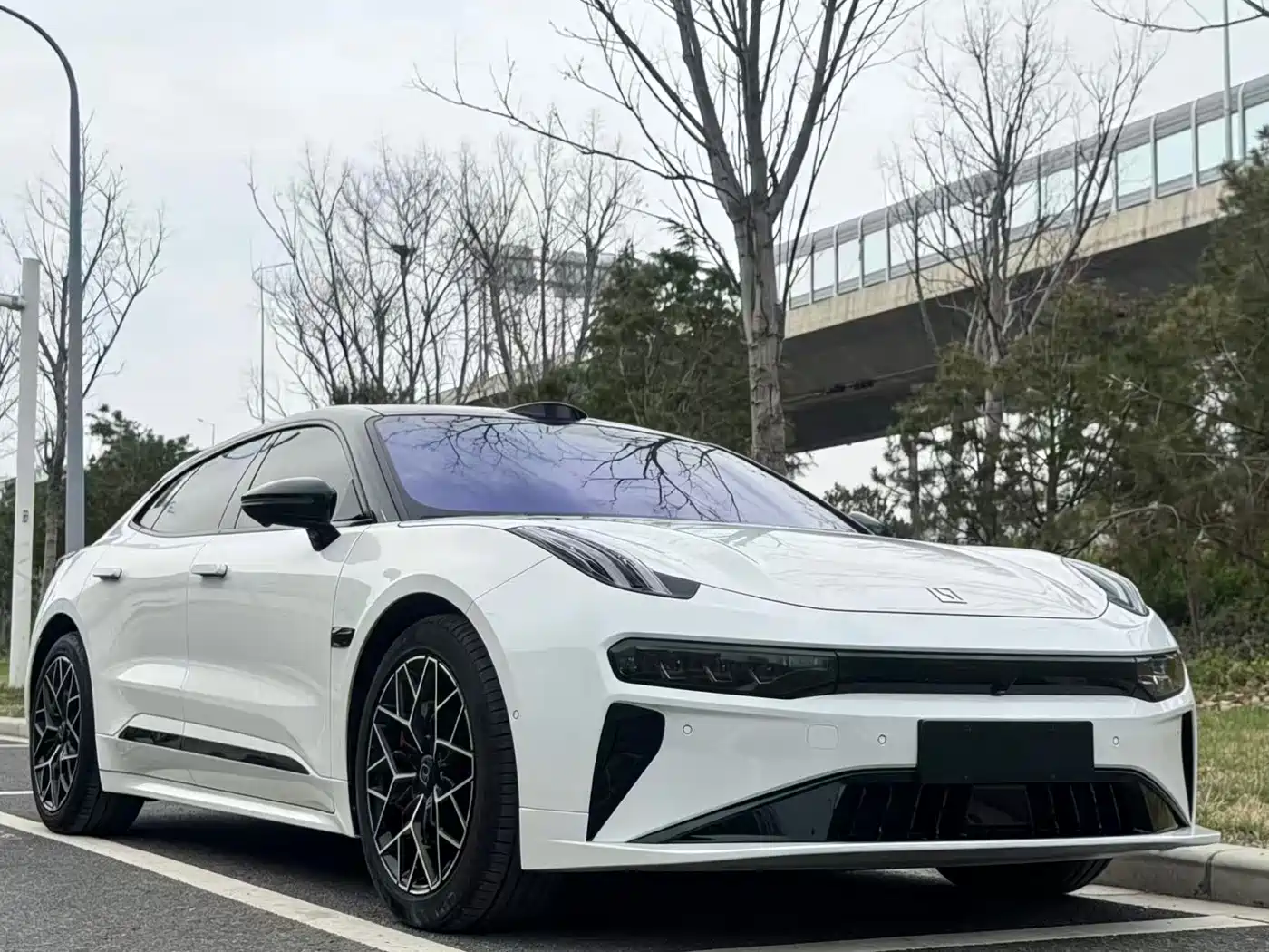 ZEEKR EXTREME KRYPTON 001