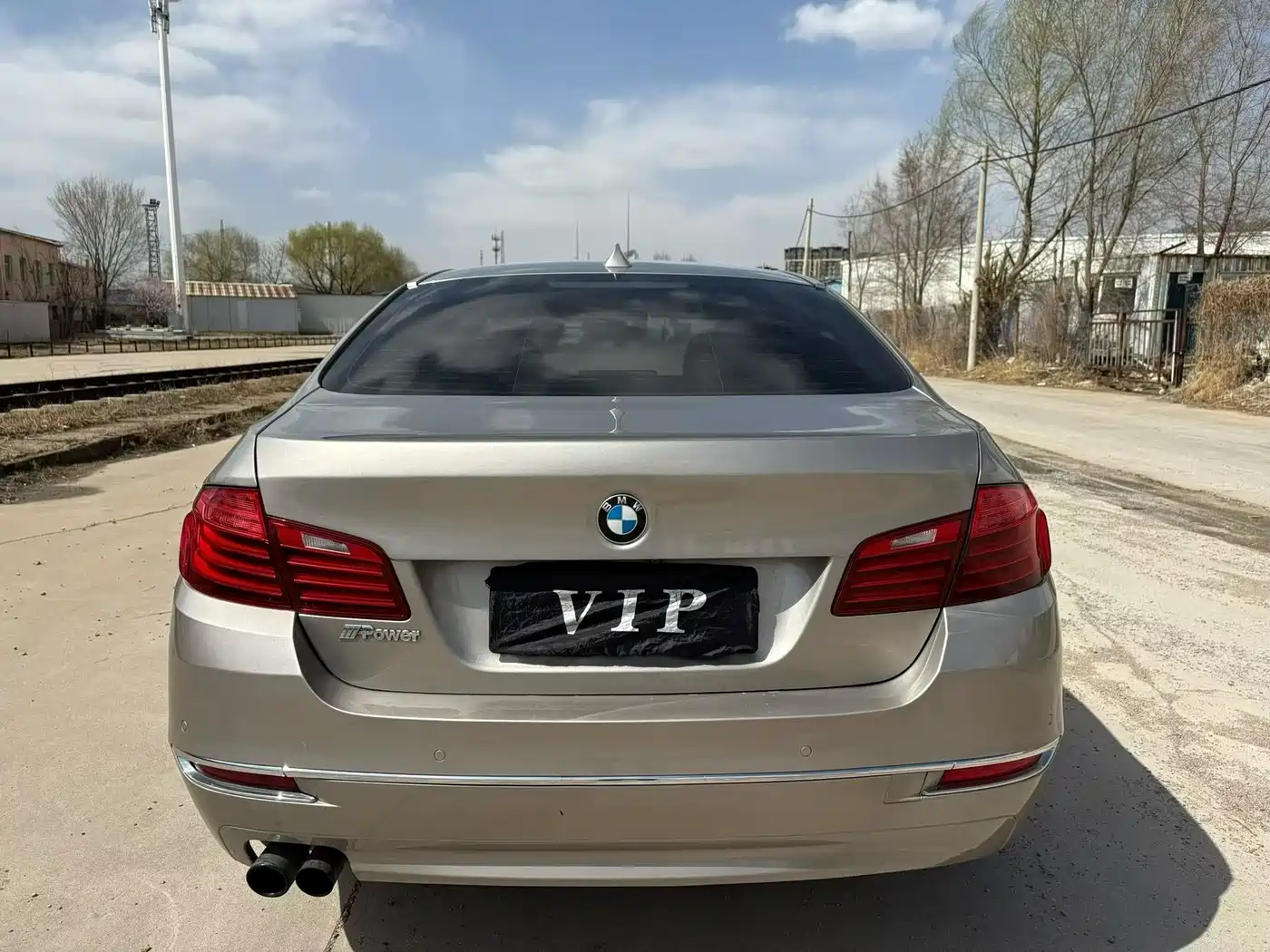 BMW 5 Series 2017 525Li Leading Edition фото 8