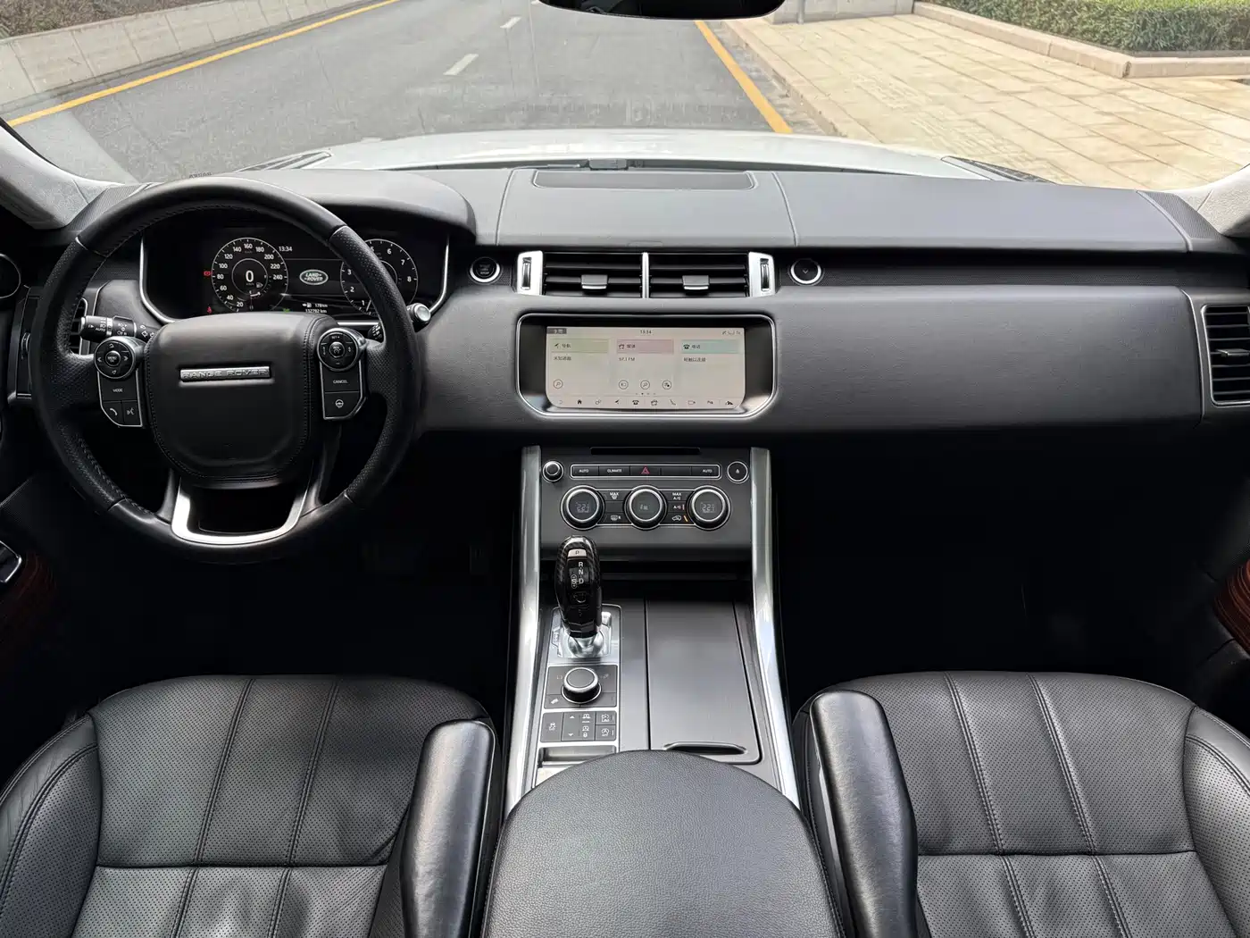 Land Rover Range Rover Sport 2017 3.0 SC V6 SE фото 25