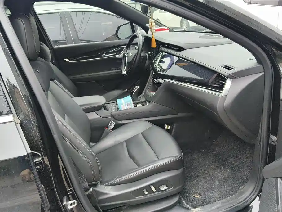 Cadillac XT6 2022 2.0T 7-Seater 4WD Luxury Edition фото 8