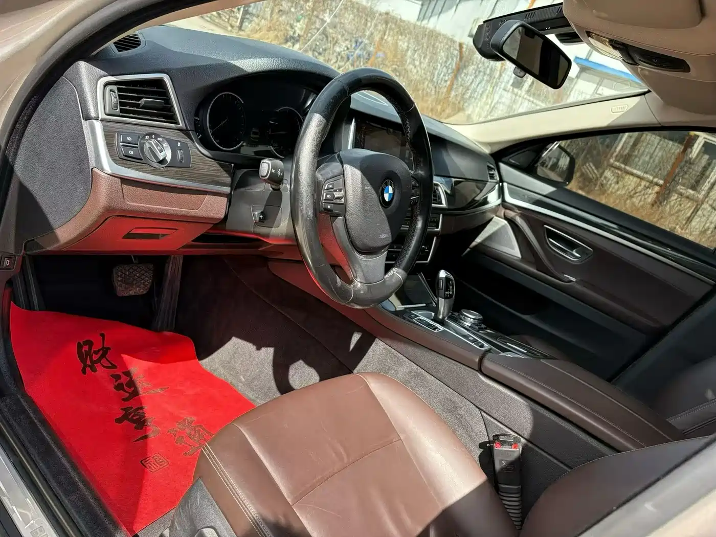 BMW 5 Series 2017 525Li Leading Edition фото 4
