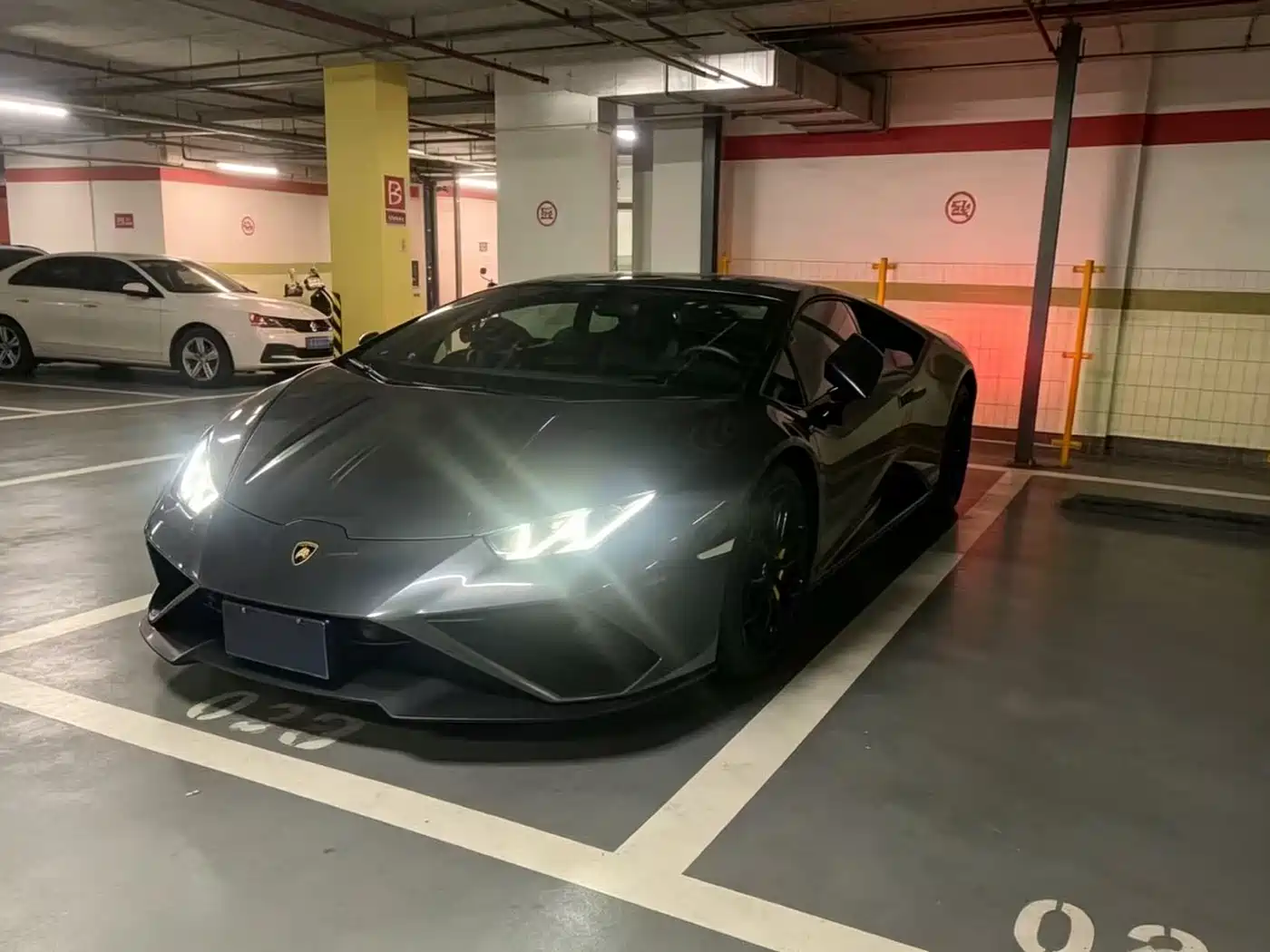 Lamborghini Huracán 2020 Huracán EVO RWD фото 8