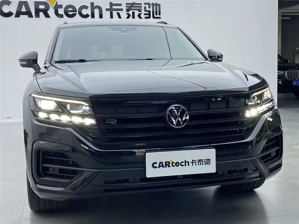 Volkswagen Touareg 2022 3.0TSI Rui Xiang Edition Gloss Black Sport Package фото 35