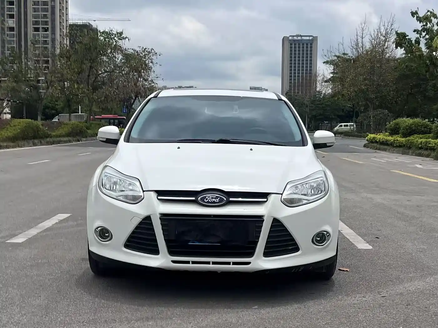 Фото 2 - Ford Focus